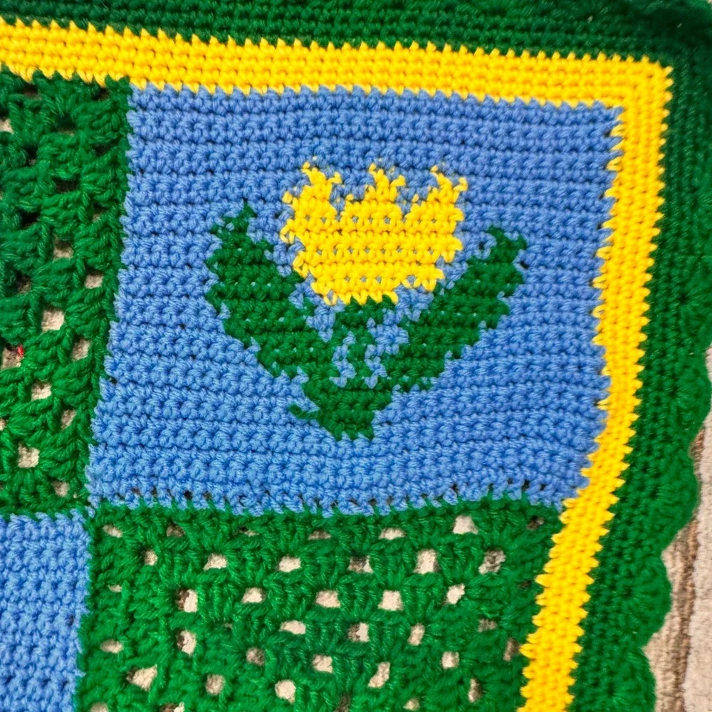 VTG Handmade Crochet Granny Square Blanket Yellow Blue Tulip‎ Flower Baby Throw